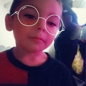 Meet your Posher, Crystal